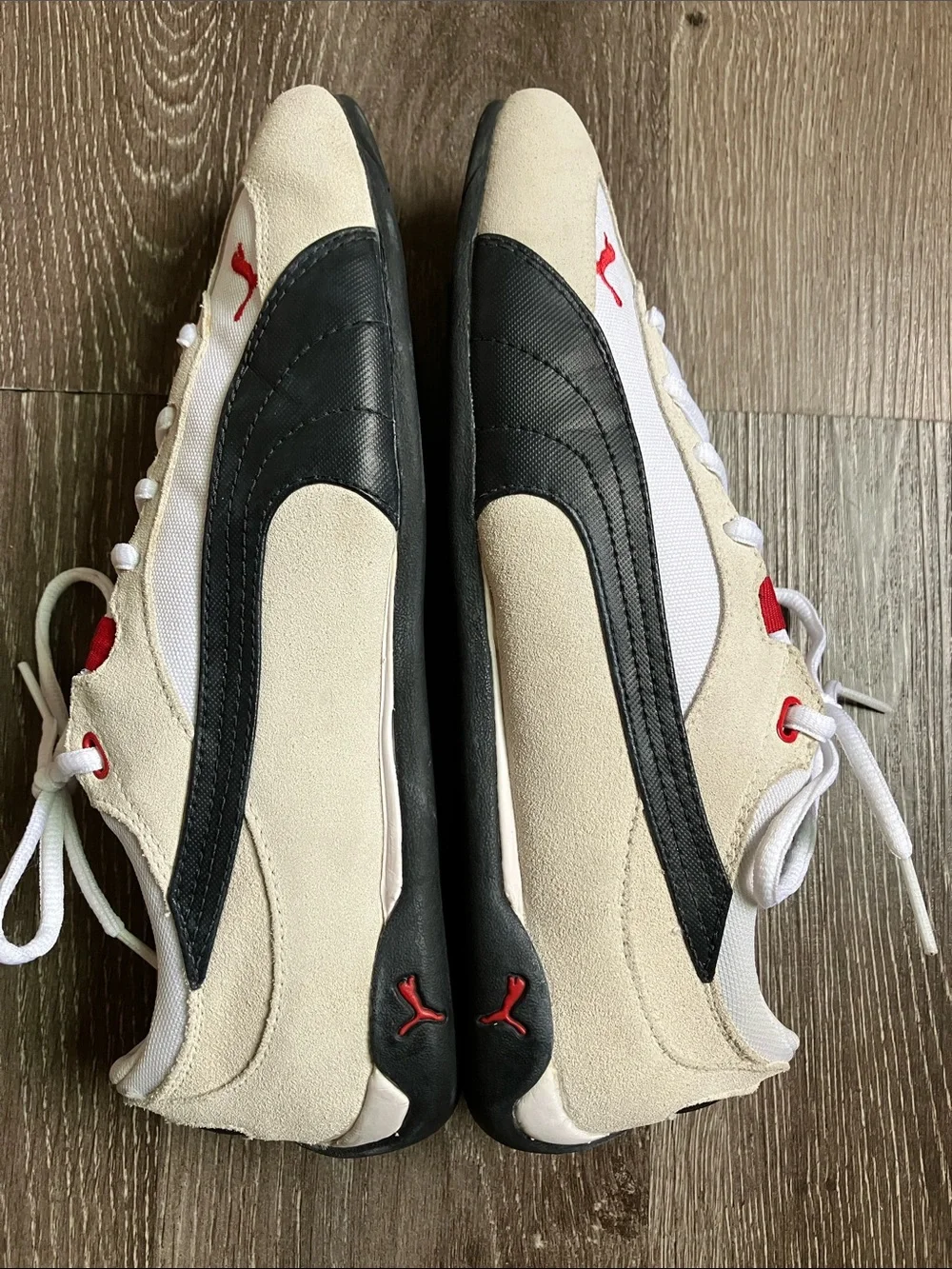 Puma Men’s Cream, Black & Red Low-Profile Motorsport Sneaker